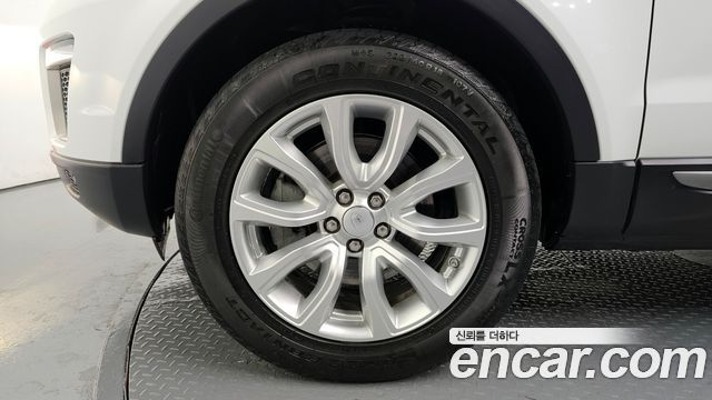 Land Rover Range Rover Evoque 2.0 TD4 SE 2017 — фото 5