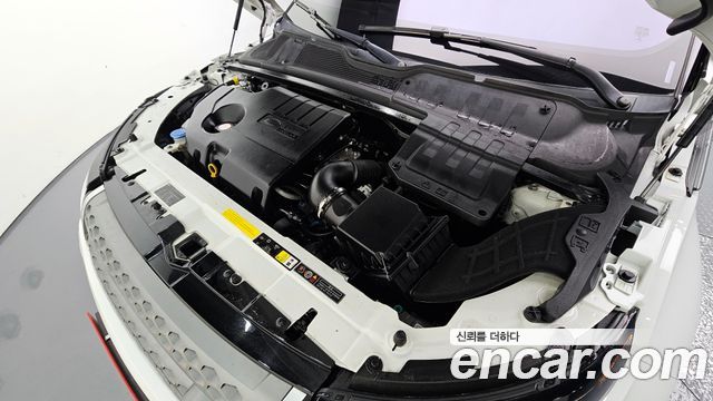 Land Rover Range Rover Evoque 2.0 TD4 SE 2017 — фото 6