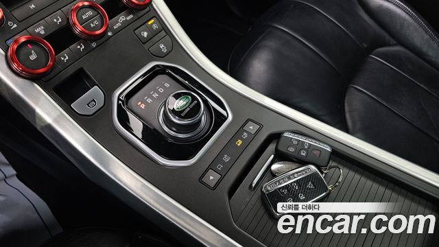 Land Rover Range Rover Evoque 2.0 TD4 SE 2017 — фото 9