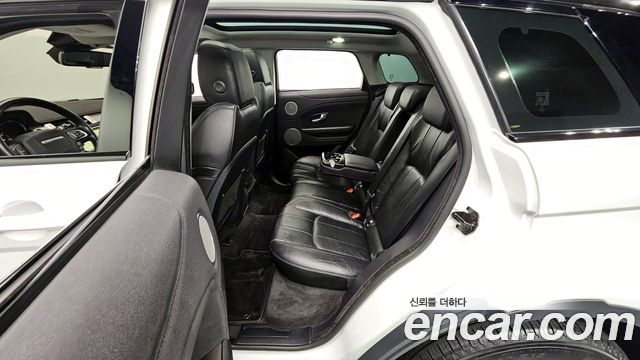 Land Rover Range Rover Evoque 2.0 TD4 SE 2017 — фото 11