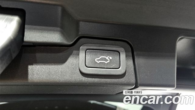 Land Rover Range Rover Evoque 2.0 TD4 SE 2017 — фото 20