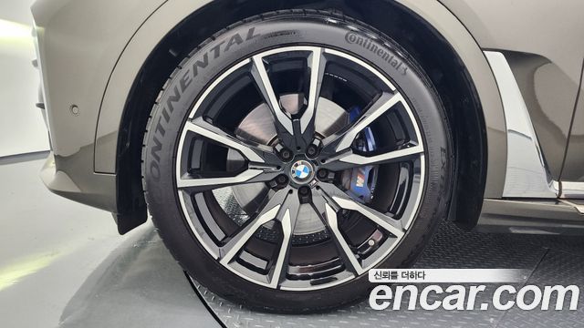 BMW X7 (G07) xDrive 40i M Sport 6STR 2022 — фото 5
