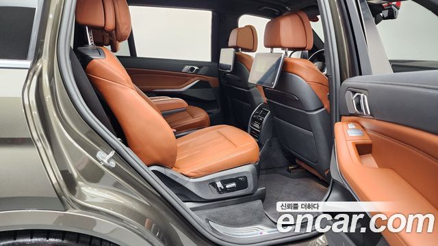 BMW X7 (G07) xDrive 40i M Sport 6STR 2022 — фото 12