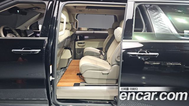 Kia Carnival (IV) Diesel 9-Seater Hi-Limousine(Special Vehicle) 2021 — фото 11