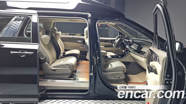Kia Carnival (IV) Diesel 9-Seater Hi-Limousine(Special Vehicle) 2021 — фото 12