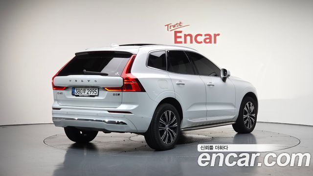 Volvo XC60 (II) B5 Inscription 2022 — фото 2