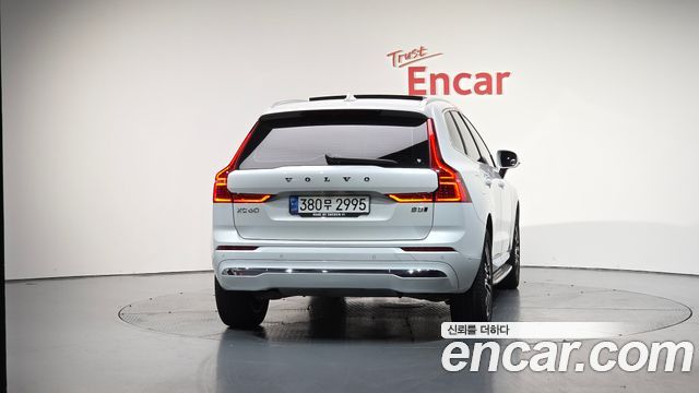 Volvo XC60 (II) B5 Inscription 2022 — фото 4