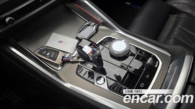 BMW X6 (G06) xDrive40i M Sport 2023 — фото 9