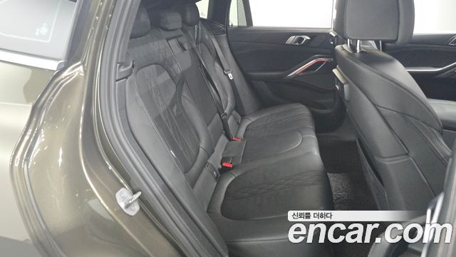 BMW X6 (G06) xDrive40i M Sport 2023 — фото 12