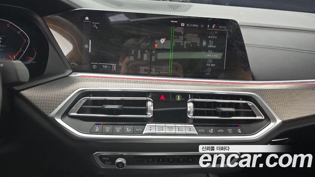 BMW X6 (G06) xDrive40i M Sport 2023 — фото 16