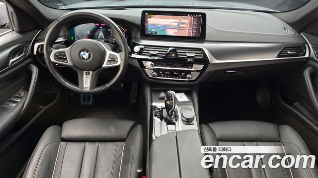 BMW 5 Series (G30) 520i M Sport 2023 — фото 7