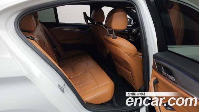 BMW 5 Series (G30) 530i M Sport Package 2018 — фото 16