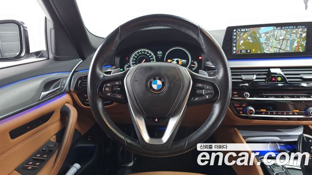 BMW 5 Series (G30) 530i M Sport Package 2018 — фото 17