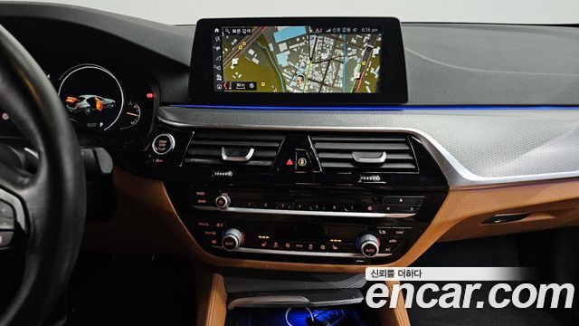 BMW 5 Series (G30) 530i M Sport Package 2018 — фото 18