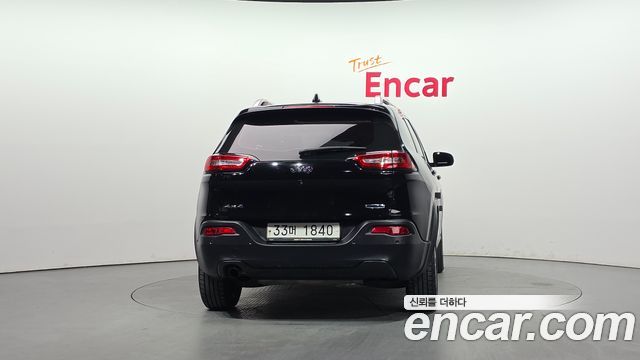 Jeep Cherokee (KL) 2.4 Longitude High AWD 2018 — фото 4