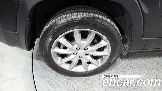 Jeep Cherokee (KL) 2.4 Longitude High AWD 2018 — фото 5