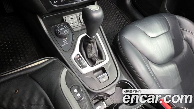 Jeep Cherokee (KL) 2.4 Longitude High AWD 2018 — фото 9