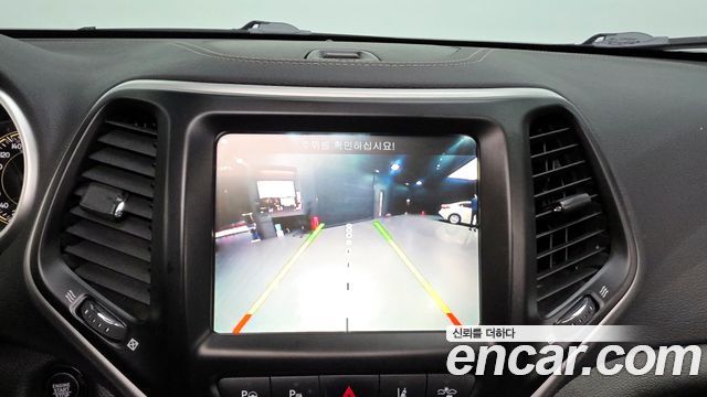 Jeep Cherokee (KL) 2.4 Longitude High AWD 2018 — фото 15