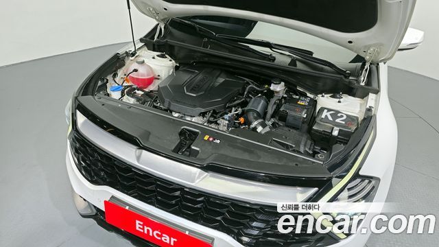 Kia Sportage (V) Diesel 2.0 2WD Nobleless 2023 — фото 6