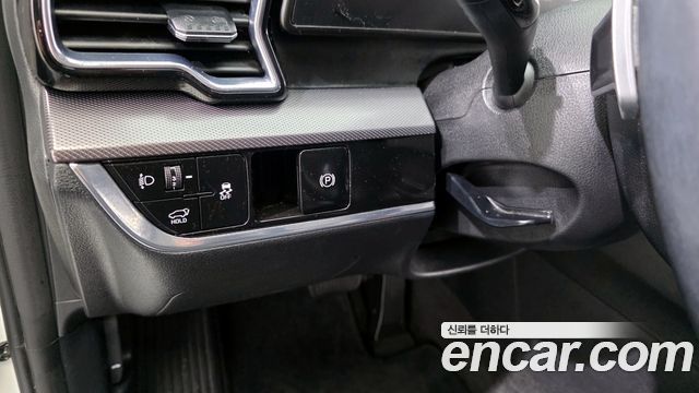 Kia Sportage (V) Diesel 2.0 2WD Nobleless 2023 — фото 14