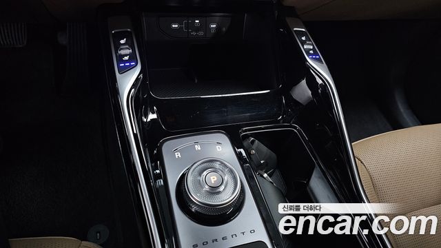 Kia Sorento (IV) Gasoline 2.5T 2WD Prestige 2025 — фото 9