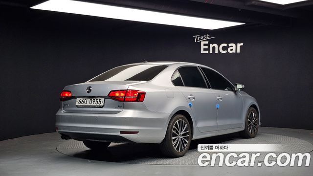 Volkswagen Jetta 2.0 TDI BlueMotion 6th 2015 — фото 2