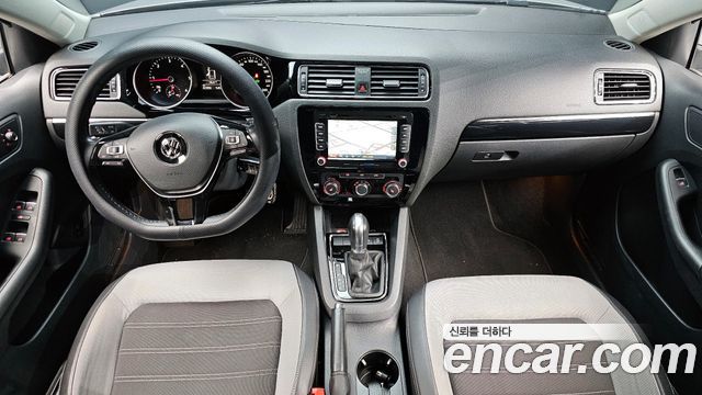 Volkswagen Jetta 2.0 TDI BlueMotion 6th 2015 — фото 7