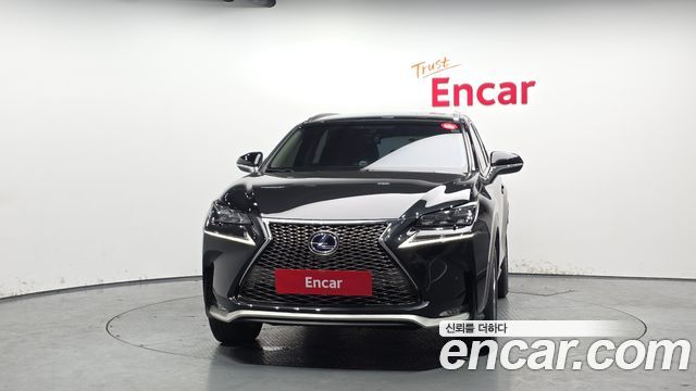 Lexus NX300h Supreme 2017 — фото 3