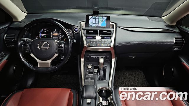 Lexus NX300h Supreme 2017 — фото 7