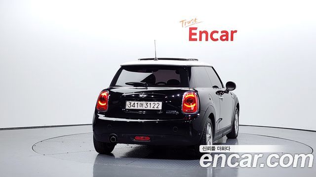 MINI Cooper D Standard 3rd 2017 — фото 4