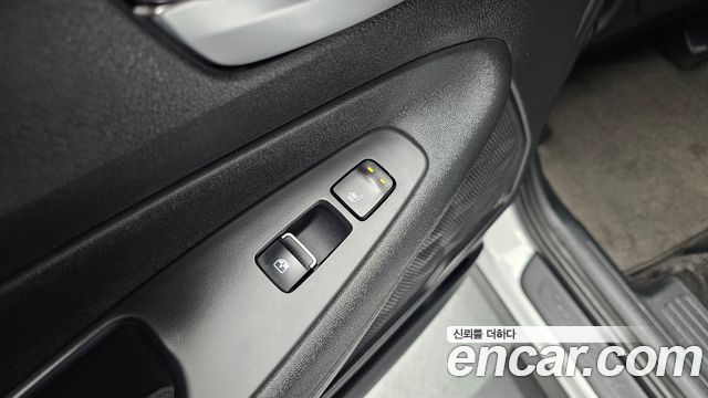 Hyundai Santa Fe Gasoline 2.5T 2WD Prestige 2022 — фото 19