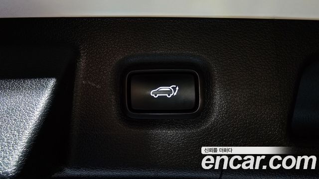 Hyundai Santa Fe Gasoline 2.5T 2WD Prestige 2022 — фото 20