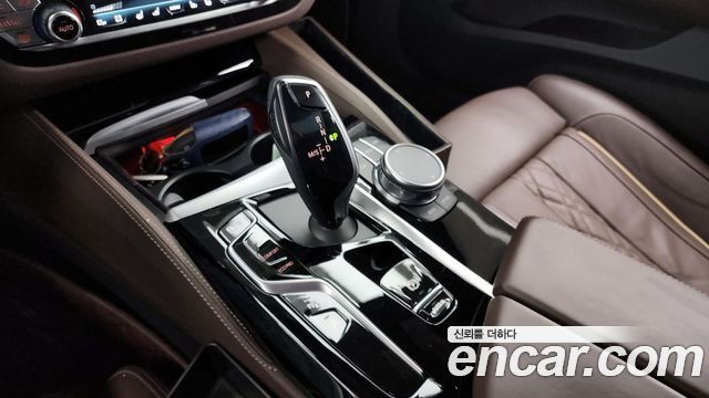 BMW 6 Series GT (G32) 630i xDrive M Sport 2023 — фото 9