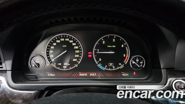 BMW 5 Series (F10) 520d 2011 — фото 8