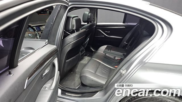 BMW 5 Series (F10) 520d 2011 — фото 12
