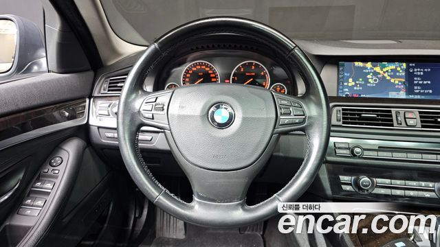 BMW 5 Series (F10) 520d 2011 — фото 13