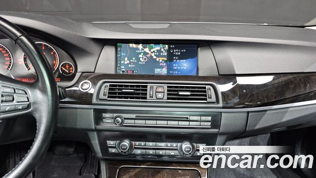 BMW 5 Series (F10) 520d 2011 — фото 14