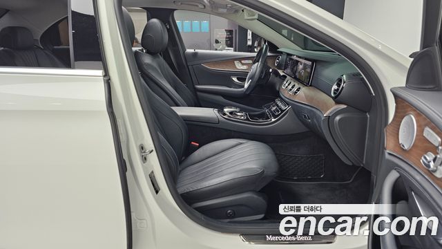 Mercedes-Benz E-Class (W213) E300 4MATIC Exclusive 2020 — фото 15