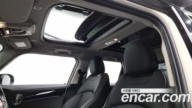 MINI Cooper S 5Door Classic Third Generation 2022 — фото 22
