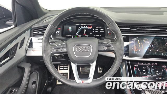 Audi Q8 (4M) 55 TFSI Quattro Premium 2023 — фото 13