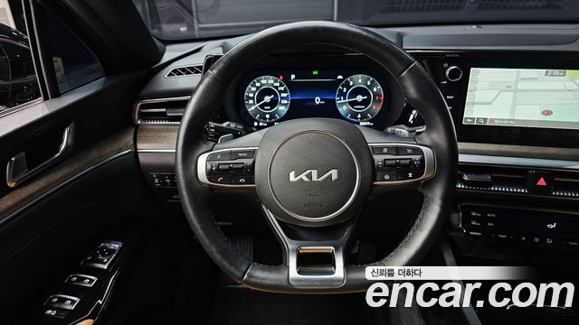 Kia K5 (III) 1.6 Turbo Noblesse 2023 — фото 17