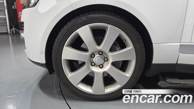Land Rover Range Rover (IV) 4.4 SDV8 AB DIESEL 2017 — фото 5