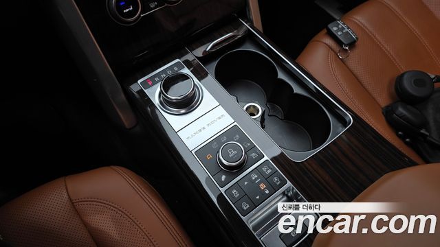 Land Rover Range Rover (IV) 4.4 SDV8 AB DIESEL 2017 — фото 9
