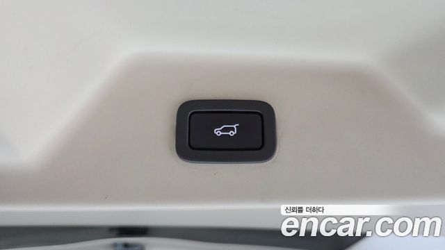 Land Rover Range Rover (IV) 4.4 SDV8 AB DIESEL 2017 — фото 20