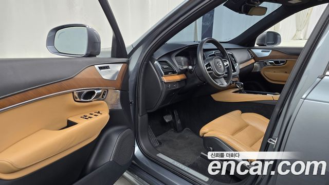 Volvo XC90 (II) D5 Inscription 2019 — фото 10