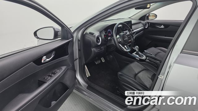 Kia K3 (II) 1.6 Prestige 2023 — фото 15