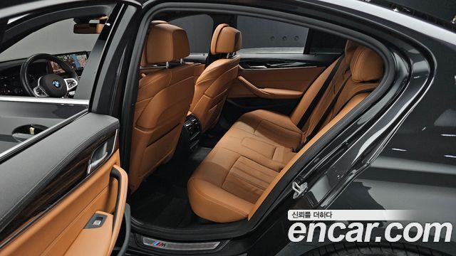 BMW 5 Series (G30) 520i M Sport 2022 — фото 12