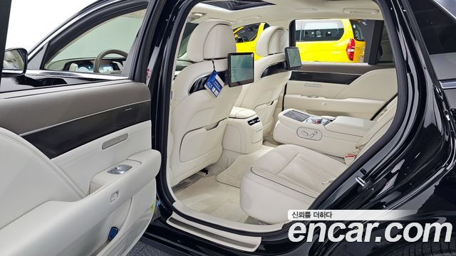 Genesis G90 (RS4) Gasoline 3.5 Turbo AWD 2022 — фото 10
