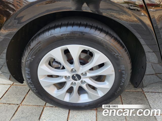 Kia K8 2.5 Gasoline 2WD Noblesse Light 2023 — фото 5