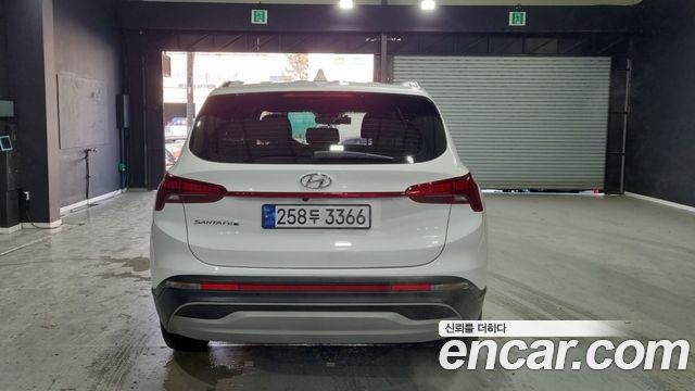Hyundai Santa Fe HEV 1.6 2WD Exclusive 2023 — фото 4
